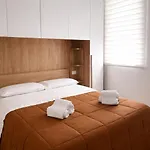 La Perla Nel Vico لوكوروتوندو